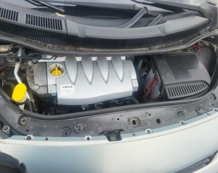 Сірий Рено Гранд Сценік, об'ємом двигуна 0.16 л та пробігом 240 тис. км за 4200 $, фото 1 на Automoto.ua