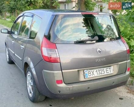 Серый Рено Гранд Сценик, объемом двигателя 1.6 л и пробегом 400 тыс. км за 4500 $, фото 5 на Automoto.ua