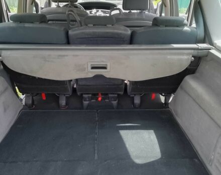 Серый Рено Гранд Сценик, объемом двигателя 1.9 л и пробегом 257 тыс. км за 4750 $, фото 9 на Automoto.ua