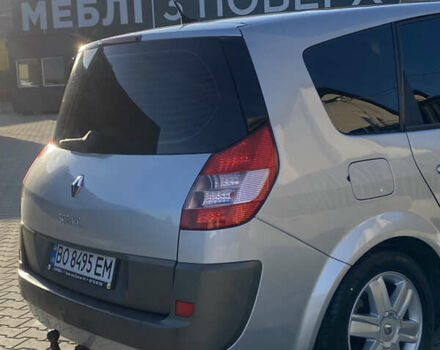 Серый Рено Гранд Сценик, объемом двигателя 2 л и пробегом 260 тыс. км за 4200 $, фото 2 на Automoto.ua