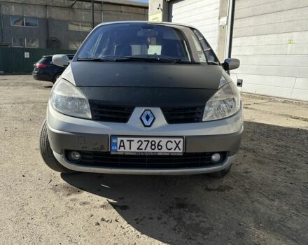 Серый Рено Гранд Сценик, объемом двигателя 1.6 л и пробегом 257 тыс. км за 3999 $, фото 1 на Automoto.ua