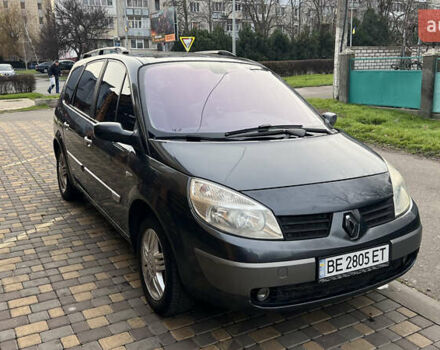 Серый Рено Гранд Сценик, объемом двигателя 2 л и пробегом 276 тыс. км за 5000 $, фото 4 на Automoto.ua
