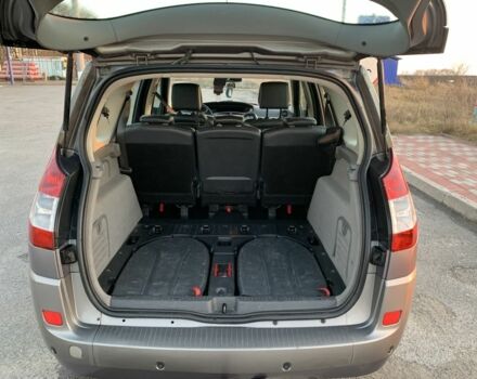 Рено Гранд Сценик 2004 в Теребовле на Automoto.ua Серый Рено Гранд Сценик, объемом двигателя 0 л и пробегом 300 тыс. км за 4600 $, фото 16 на Automoto.ua