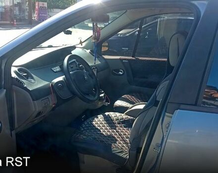 Серый Рено Гранд Сценик, объемом двигателя 2 л и пробегом 295 тыс. км за 5500 $, фото 8 на Automoto.ua