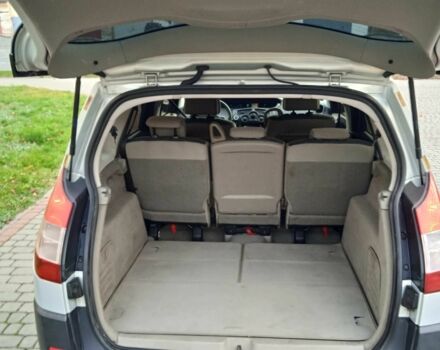 Серый Рено Гранд Сценик, объемом двигателя 1.6 л и пробегом 225 тыс. км за 4300 $, фото 20 на Automoto.ua