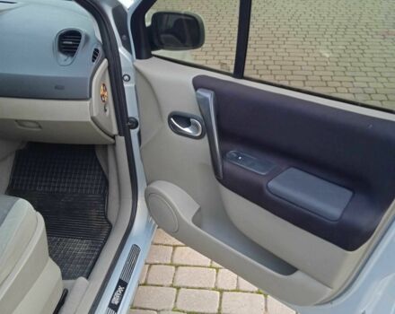 Серый Рено Гранд Сценик, объемом двигателя 1.6 л и пробегом 225 тыс. км за 4300 $, фото 17 на Automoto.ua