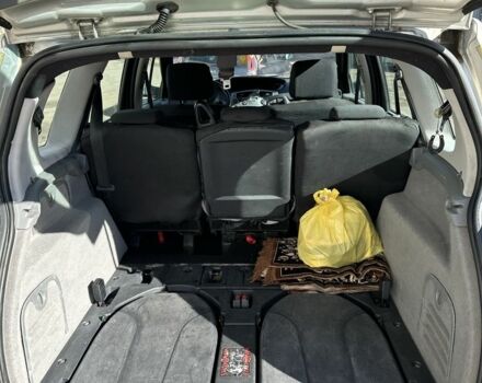 Серый Рено Гранд Сценик, объемом двигателя 1.6 л и пробегом 257 тыс. км за 3999 $, фото 6 на Automoto.ua