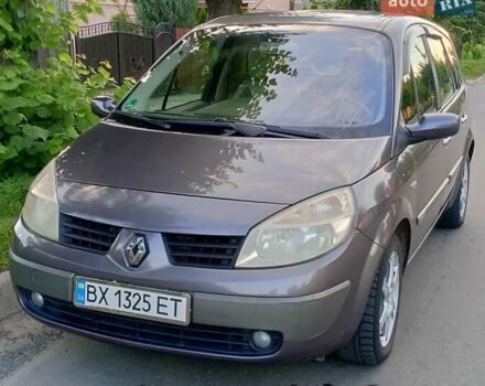 Серый Рено Гранд Сценик, объемом двигателя 1.6 л и пробегом 400 тыс. км за 4500 $, фото 2 на Automoto.ua