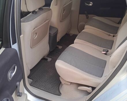 Серый Рено Гранд Сценик, объемом двигателя 1.6 л и пробегом 225 тыс. км за 4300 $, фото 16 на Automoto.ua