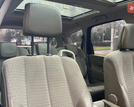 Серый Рено Гранд Сценик, объемом двигателя 2 л и пробегом 276 тыс. км за 5000 $, фото 1 на Automoto.ua