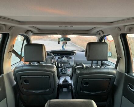 Рено Гранд Сценик 2004 в Теребовле на Automoto.ua Серый Рено Гранд Сценик, объемом двигателя 0 л и пробегом 300 тыс. км за 4600 $, фото 17 на Automoto.ua