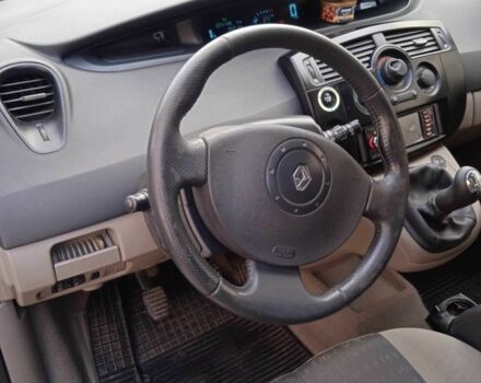 Серый Рено Гранд Сценик, объемом двигателя 1.6 л и пробегом 225 тыс. км за 4300 $, фото 13 на Automoto.ua