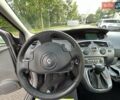 Серый Рено Гранд Сценик, объемом двигателя 2 л и пробегом 247 тыс. км за 5000 $, фото 5 на Automoto.ua