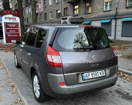 Серый Рено Гранд Сценик, объемом двигателя 1.6 л и пробегом 212 тыс. км за 4500 $, фото 6 на Automoto.ua