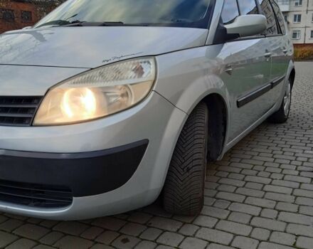 Серый Рено Гранд Сценик, объемом двигателя 1.6 л и пробегом 225 тыс. км за 4300 $, фото 6 на Automoto.ua