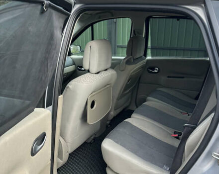 Сірий Рено Гранд Сценік, об'ємом двигуна 1.6 л та пробігом 181 тис. км за 4900 $, фото 10 на Automoto.ua