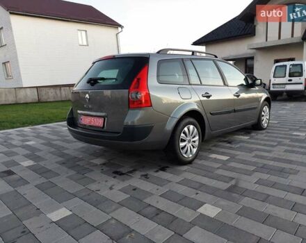 Серый Рено Гранд Сценик, объемом двигателя 1.6 л и пробегом 201 тыс. км за 4400 $, фото 13 на Automoto.ua