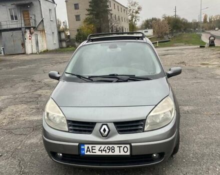 Сірий Рено Гранд Сценік, об'ємом двигуна 1.5 л та пробігом 310 тис. км за 4400 $, фото 1 на Automoto.ua