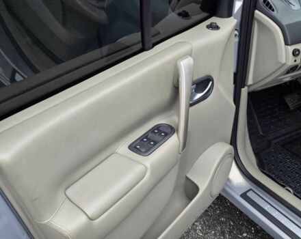 Серый Рено Гранд Сценик, объемом двигателя 2 л и пробегом 274 тыс. км за 5499 $, фото 15 на Automoto.ua