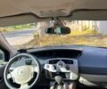 Серый Рено Гранд Сценик, объемом двигателя 2 л и пробегом 207 тыс. км за 5000 $, фото 9 на Automoto.ua