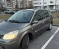 Рено Гранд Сценік 2005 у Львові на Automoto.ua Сірий Рено Гранд Сценік, об'ємом двигуна 1.6 л та пробігом 250 тис. км за 3900 $, фото 11 на Automoto.ua