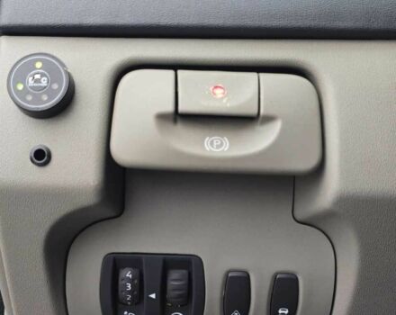 Серый Рено Гранд Сценик, объемом двигателя 2 л и пробегом 274 тыс. км за 5499 $, фото 10 на Automoto.ua