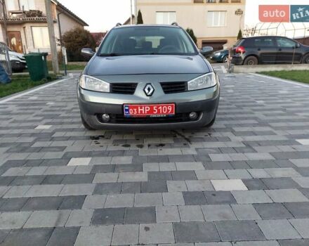Серый Рено Гранд Сценик, объемом двигателя 1.6 л и пробегом 201 тыс. км за 4400 $, фото 1 на Automoto.ua