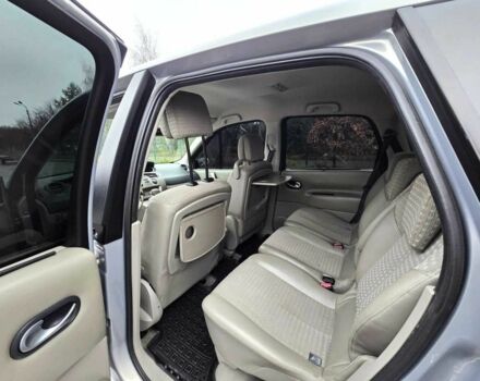 Серый Рено Гранд Сценик, объемом двигателя 2 л и пробегом 274 тыс. км за 5499 $, фото 8 на Automoto.ua