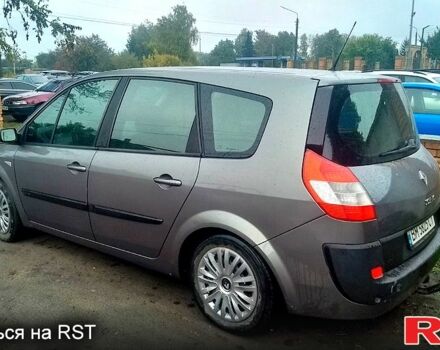 Серый Рено Гранд Сценик, объемом двигателя 2 л и пробегом 271 тыс. км за 4800 $, фото 3 на Automoto.ua