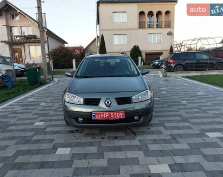 Серый Рено Гранд Сценик, объемом двигателя 1.6 л и пробегом 201 тыс. км за 4400 $, фото 9 на Automoto.ua