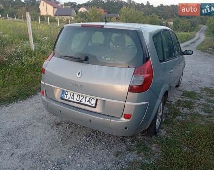 Сірий Рено Гранд Сценік, об'ємом двигуна 1.9 л та пробігом 230 тис. км за 1850 $, фото 8 на Automoto.ua