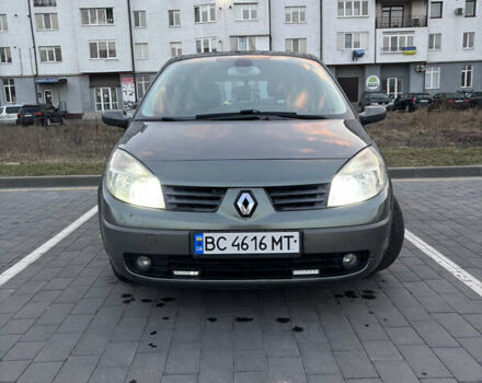 Рено Гранд Сценік 2005 у Львові на Automoto.ua Сірий Рено Гранд Сценік, об'ємом двигуна 1.6 л та пробігом 250 тис. км за 3900 $, фото 7 на Automoto.ua