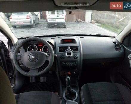 Серый Рено Гранд Сценик, объемом двигателя 1.6 л и пробегом 201 тыс. км за 4400 $, фото 16 на Automoto.ua