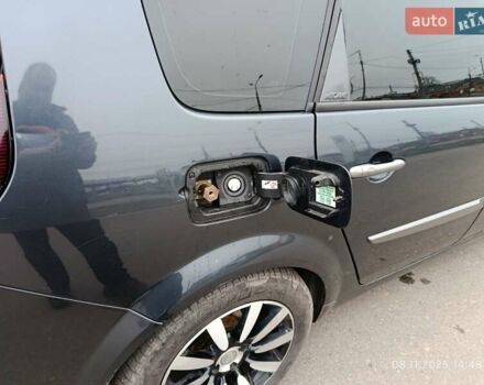 Серый Рено Гранд Сценик, объемом двигателя 2 л и пробегом 235 тыс. км за 5800 $, фото 16 на Automoto.ua