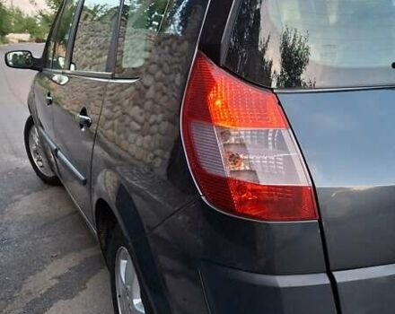 Рено Гранд Сценік 2005 у Луцьку на Automoto.ua Сірий Рено Гранд Сценік, об'ємом двигуна 1.6 л та пробігом 220 тис. км за 4899 $, фото 13 на Automoto.ua