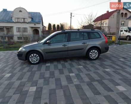 Серый Рено Гранд Сценик, объемом двигателя 1.6 л и пробегом 201 тыс. км за 4400 $, фото 2 на Automoto.ua