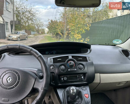 Сірий Рено Гранд Сценік, об'ємом двигуна 1.6 л та пробігом 181 тис. км за 4900 $, фото 7 на Automoto.ua