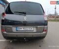 Серый Рено Гранд Сценик, объемом двигателя 2 л и пробегом 235 тыс. км за 5800 $, фото 3 на Automoto.ua