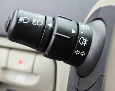 Серый Рено Гранд Сценик, объемом двигателя 2 л и пробегом 274 тыс. км за 5499 $, фото 11 на Automoto.ua