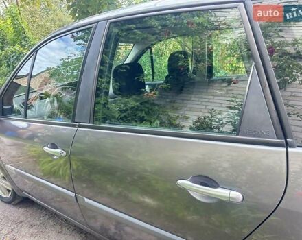 Сірий Рено Гранд Сценік, об'ємом двигуна 2 л та пробігом 200 тис. км за 4900 $, фото 4 на Automoto.ua
