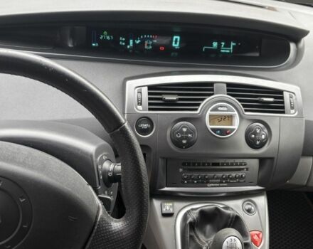 Сірий Рено Гранд Сценік, об'ємом двигуна 2 л та пробігом 277 тис. км за 5300 $, фото 2 на Automoto.ua