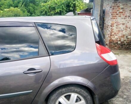 Серый Рено Гранд Сценик, объемом двигателя 2 л и пробегом 237 тыс. км за 5500 $, фото 5 на Automoto.ua