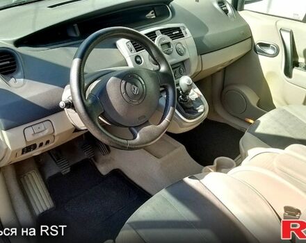 Серый Рено Гранд Сценик, объемом двигателя 2 л и пробегом 271 тыс. км за 4800 $, фото 6 на Automoto.ua