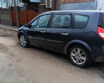 Серый Рено Гранд Сценик, объемом двигателя 1.6 л и пробегом 375 тыс. км за 4800 $, фото 2 на Automoto.ua