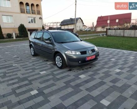 Серый Рено Гранд Сценик, объемом двигателя 1.6 л и пробегом 201 тыс. км за 4400 $, фото 14 на Automoto.ua