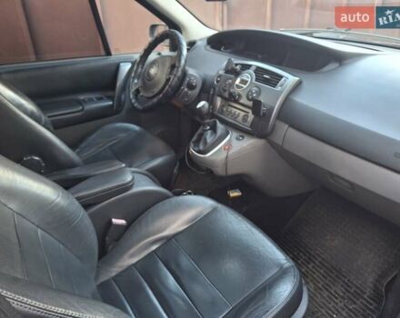 Сірий Рено Гранд Сценік, об'ємом двигуна 1.87 л та пробігом 350 тис. км за 5100 $, фото 2 на Automoto.ua