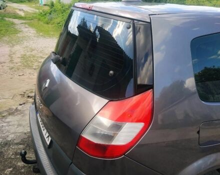 Серый Рено Гранд Сценик, объемом двигателя 2 л и пробегом 237 тыс. км за 5500 $, фото 10 на Automoto.ua