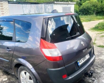 Серый Рено Гранд Сценик, объемом двигателя 2 л и пробегом 237 тыс. км за 5500 $, фото 2 на Automoto.ua