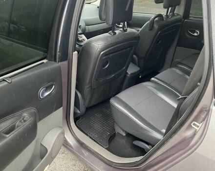 Сірий Рено Гранд Сценік, об'ємом двигуна 1.5 л та пробігом 310 тис. км за 4400 $, фото 7 на Automoto.ua