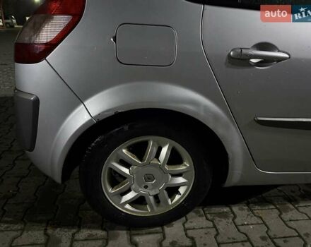 Серый Рено Гранд Сценик, объемом двигателя 1.9 л и пробегом 183 тыс. км за 3800 $, фото 5 на Automoto.ua